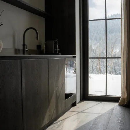 Mountain Hideway Birgkar *