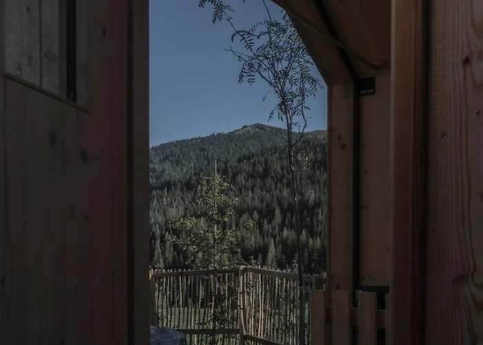 Mountain Hideway Birgkar 公寓 *