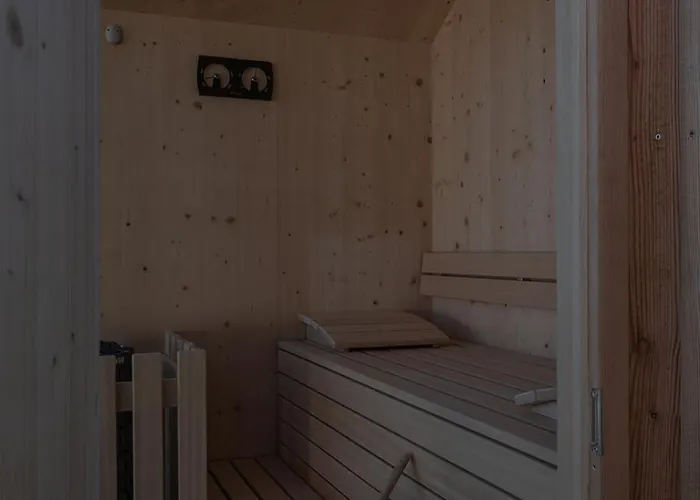 Mountain Hideway Birgkar 公寓 *